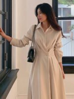 ⁦فستان نسائي أنيق بياقة منقلبة⁩ - الصورة ⁦3⁩