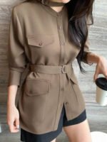 بلوزة نسائية فضفاضة بأكمام طويلة مع حزام