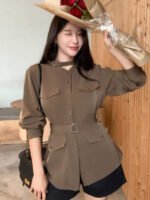 ⁦بلوزة نسائية فضفاضة بأكمام طويلة مع حزام⁩ - الصورة ⁦7⁩