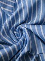 ⁦بلوزة نسائية مخططة بأكمام طويلة⁩ - الصورة ⁦7⁩