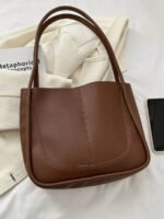 ⁦حقيبة يد نسائية بسعة كبيرة⁩ - الصورة ⁦4⁩