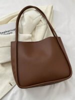 ⁦حقيبة يد نسائية بسعة كبيرة⁩ - الصورة ⁦5⁩