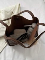 ⁦حقيبة يد نسائية بسعة كبيرة⁩ - الصورة ⁦6⁩