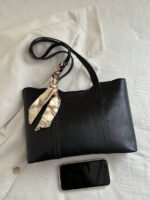 ⁦حقيبة كتف نسائية بربطة ستان⁩ - الصورة ⁦15⁩