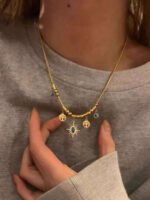 قلادة نسائية أنيقة