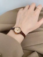 ⁦ساعة كوارتز نسائية فاخرة⁩ - الصورة ⁦3⁩