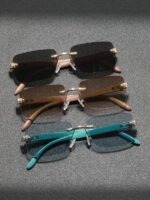 ⁦نظارة رجالية مستطيلة خشبية كلاسيكية⁩ - الصورة ⁦2⁩