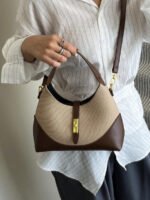 ⁦حقيبة يد وكتف نسائية أنيقة بتصميم سرج بني⁩ - الصورة ⁦9⁩